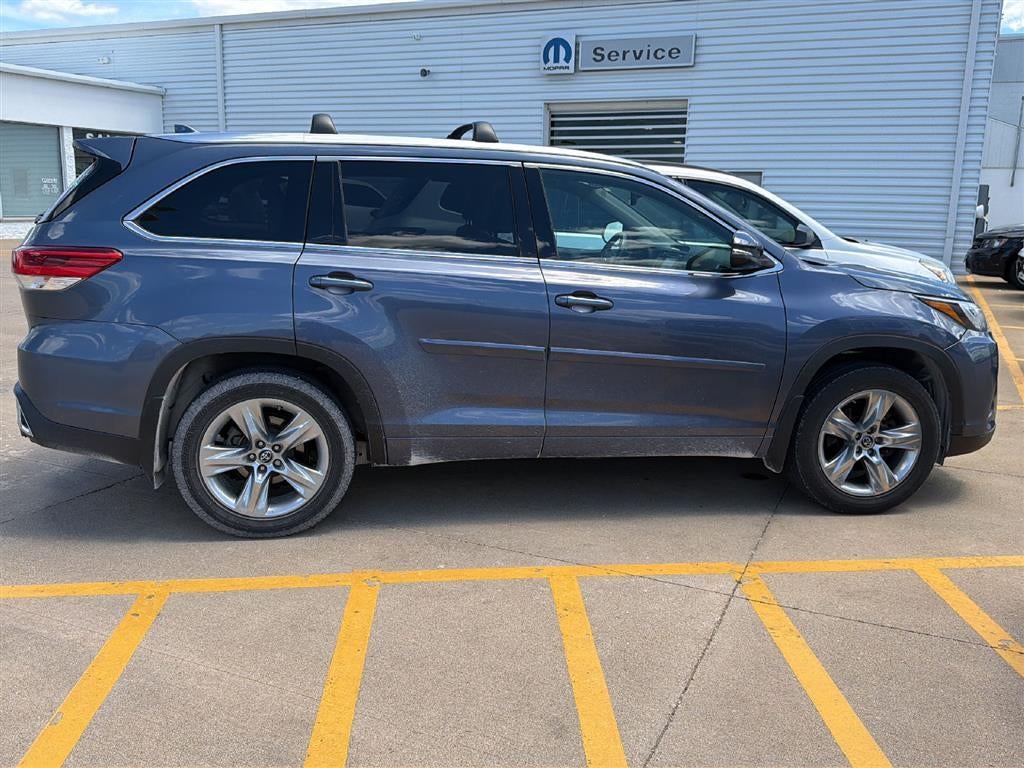 2018 Toyota HIGHLANDER SUV